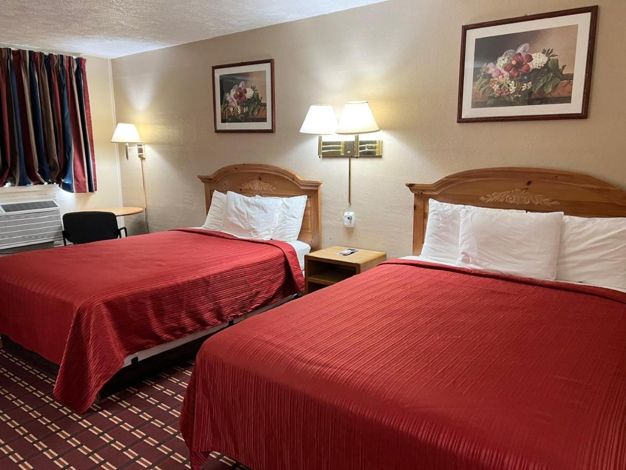 Economy Inn מק'קוק מראה חיצוני תמונה
