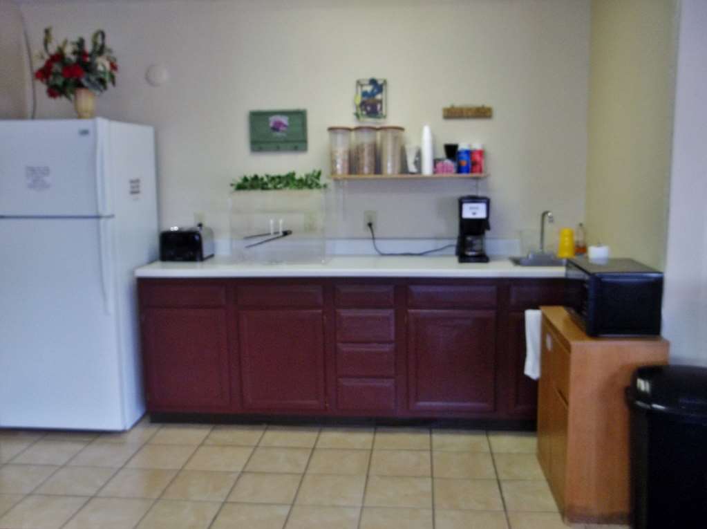Economy Inn מק'קוק חדר תמונה